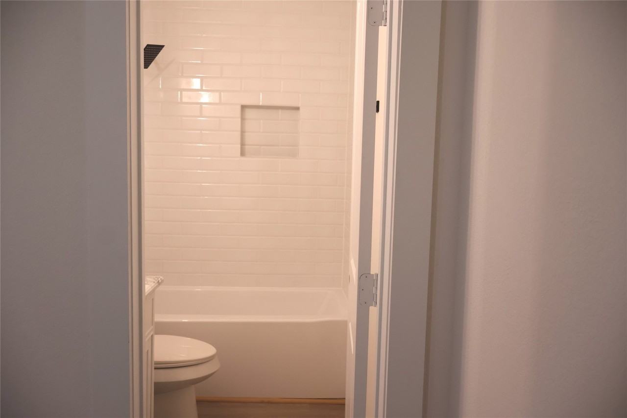 5502 Circlegate Dr #5502 - Photo 2 of 8