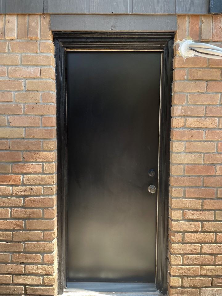 5502 Circlegate Dr #5502 - Photo 3 of 8