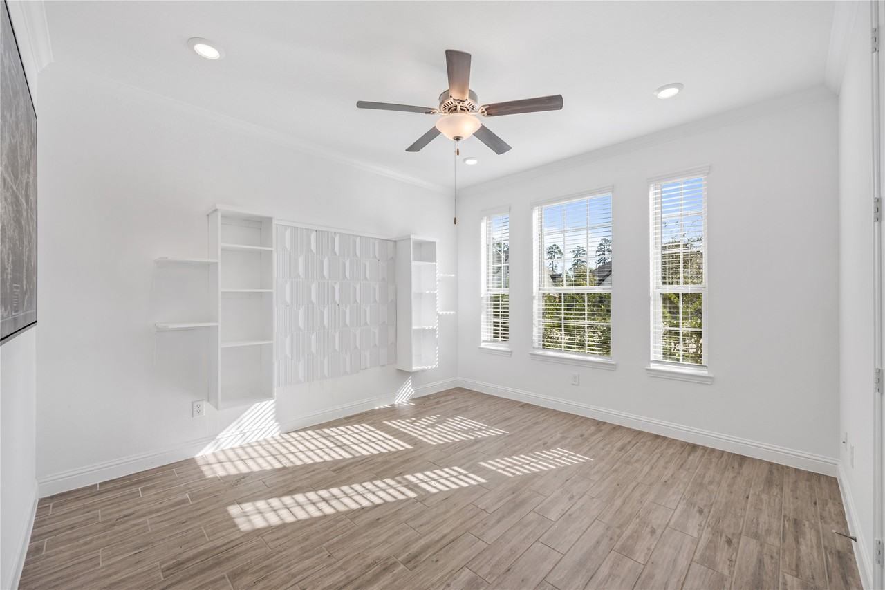 23563 Red Juniper Ln #23563 - Photo 2 of 43