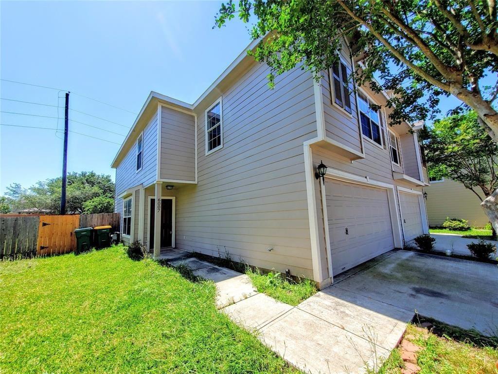 6007 Shelbourne Park Ln #6007 - Photo 3 of 27