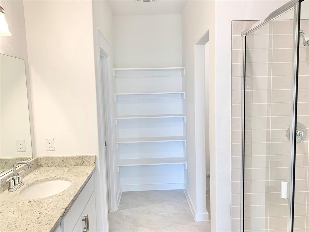 126 Shackleton Dr #126 - Photo 3 of 11