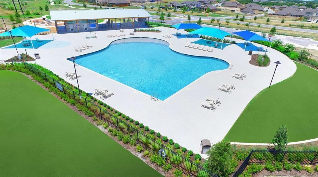 126 Shackleton Dr #126 - Photo 7 of 11