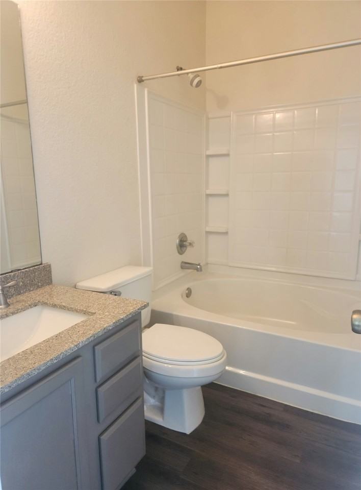 205 Beech Dr #205 - Photo 5 of 10