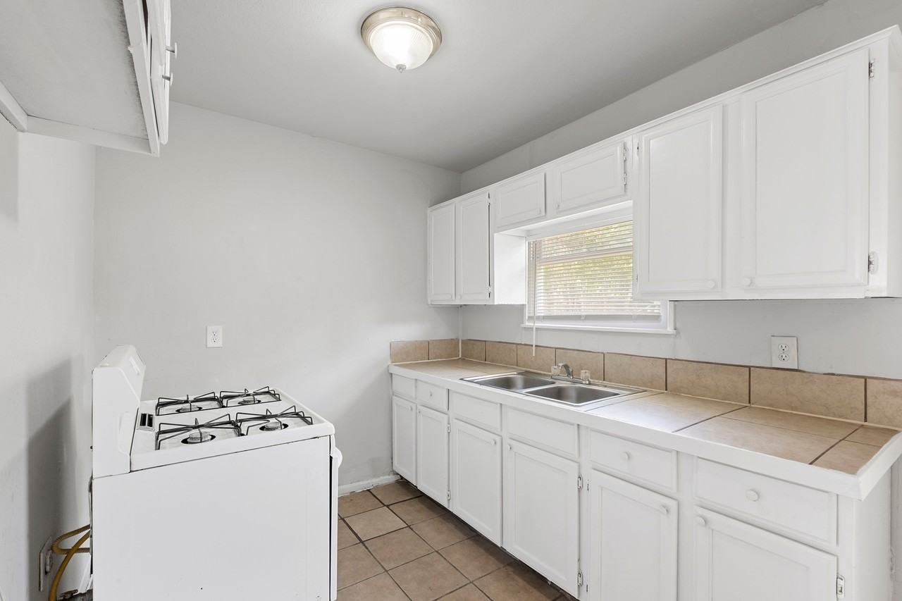 7918 Jutland Rd #7918 - Photo 7 of 8