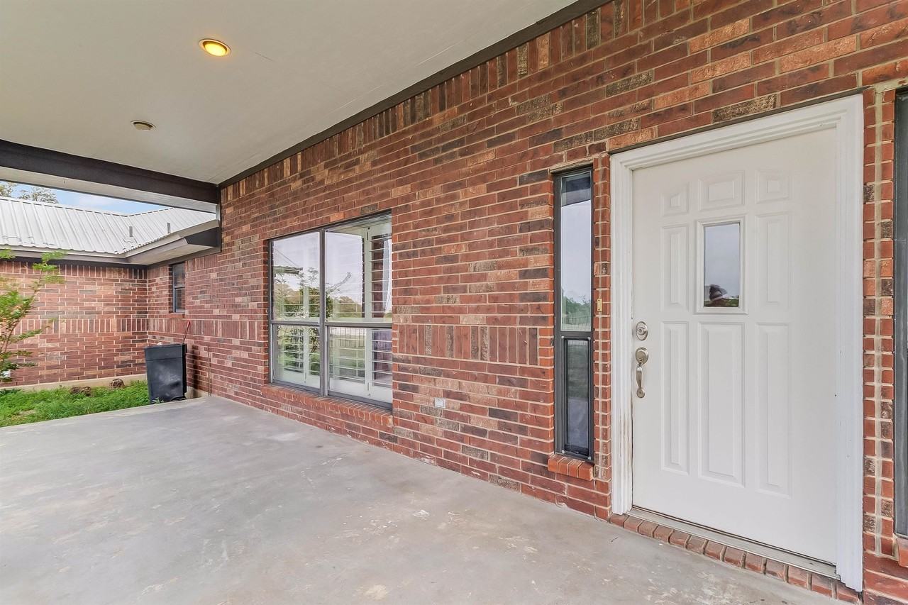 8321 County Road 200 #8321 - Photo 3 of 24