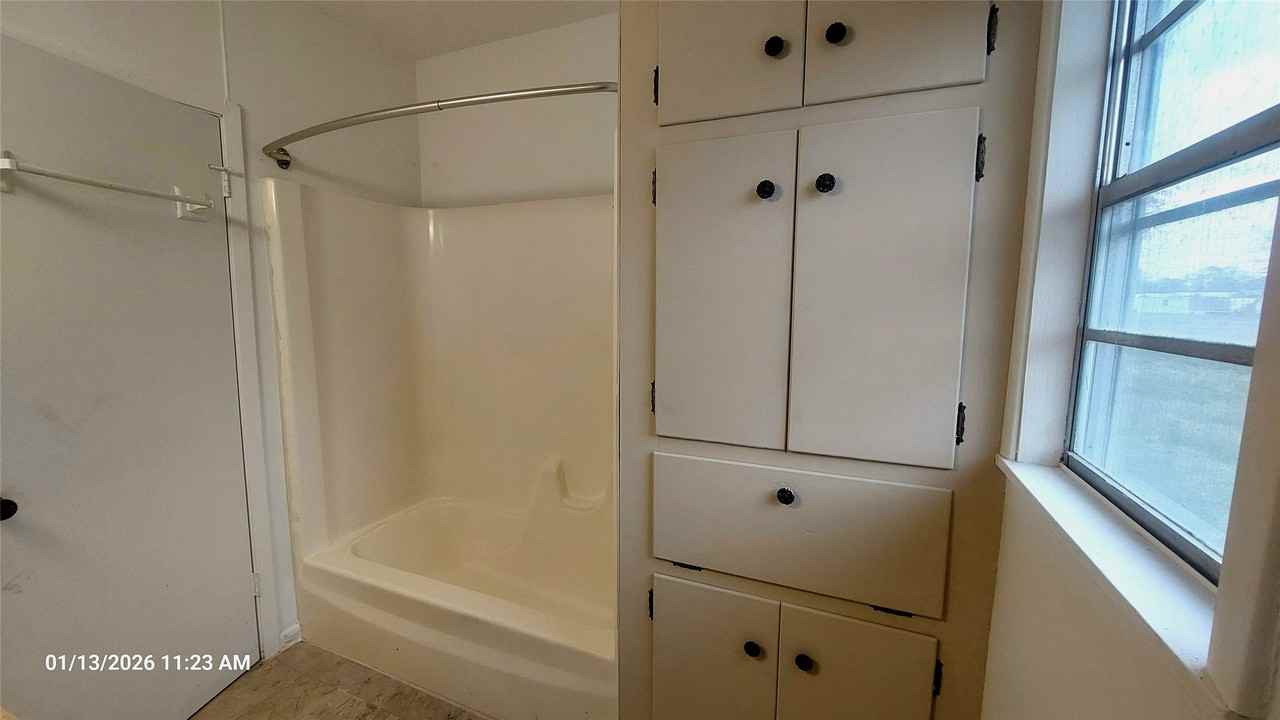 16317 Avenue D #16317 - Photo 4 of 17