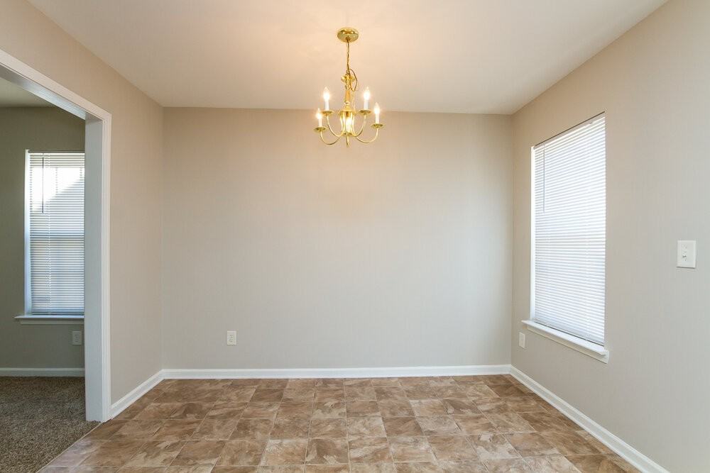 933 Grass Hollow Ct - Photo 5 of 16