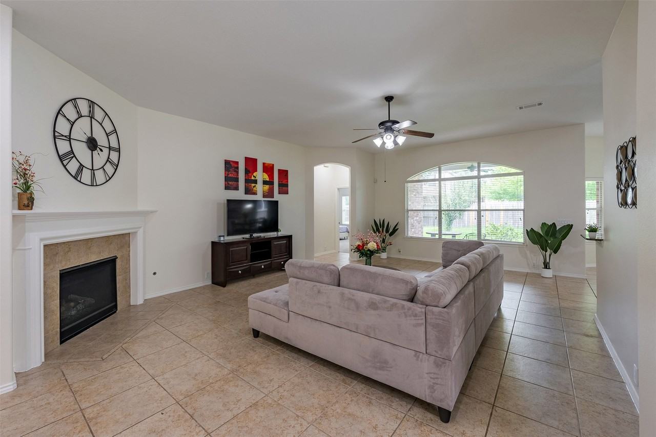 19914 Sagebrush Cv #19914 - Photo 7 of 42