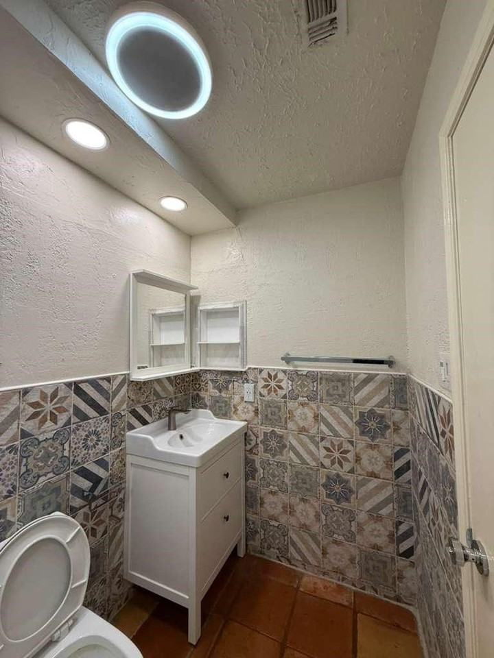 22538 Market Square Ln #22538 - Photo 3 of 25