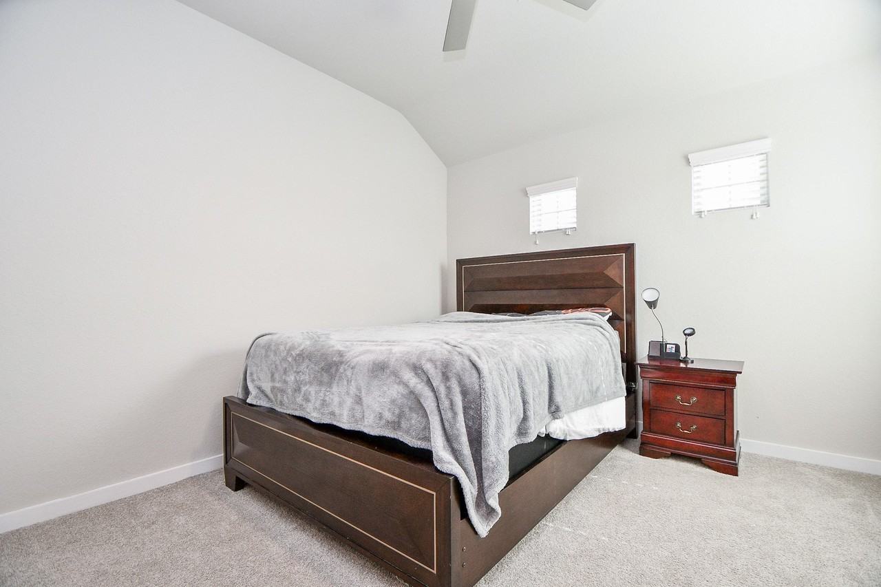 3430 Majestic Pine Ln #3430 - Photo 3 of 32