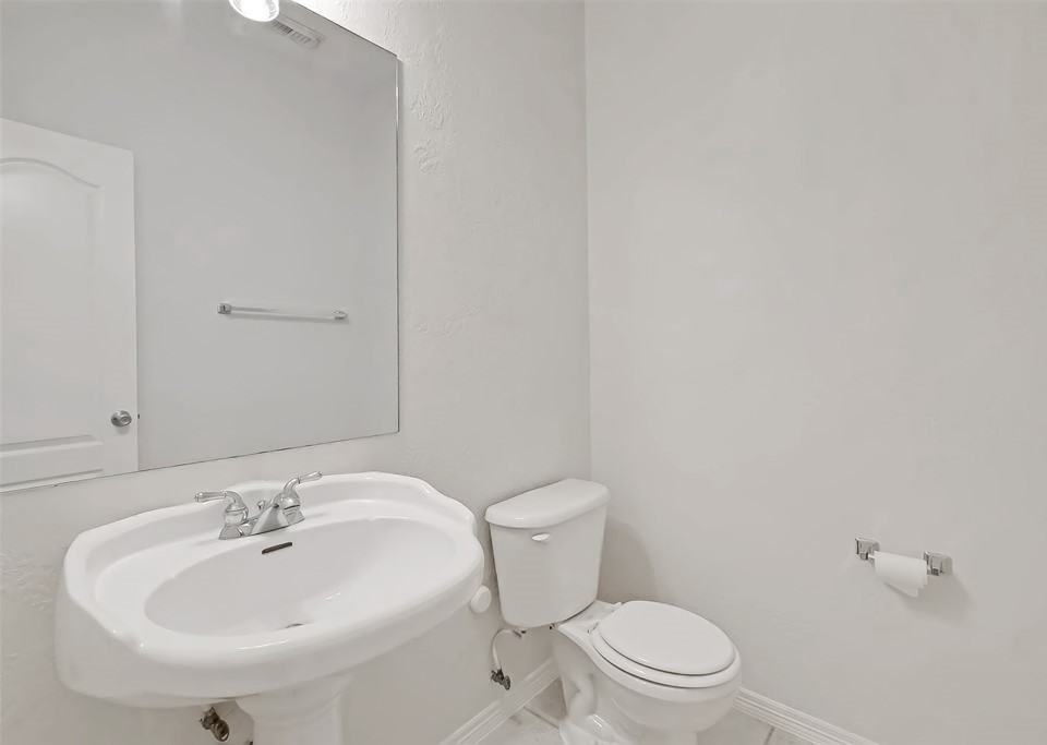 21940 Rayford Rd #21940B - Photo 6 of 38