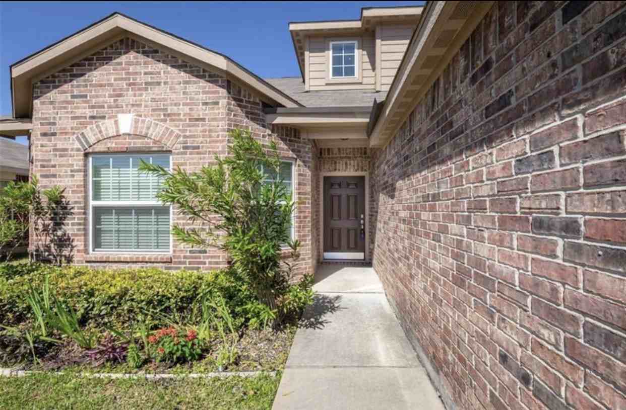 20527 Faith Millstream Dr #20527 - Photo 4 of 18