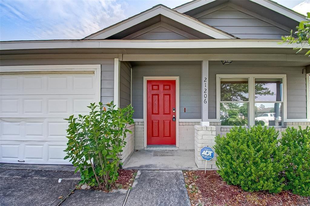 21206 Wortham Oaks Dr #21206 - Photo 2 of 24