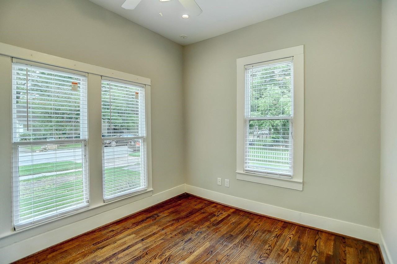 1021 Louise St #1021 - Photo 3 of 15