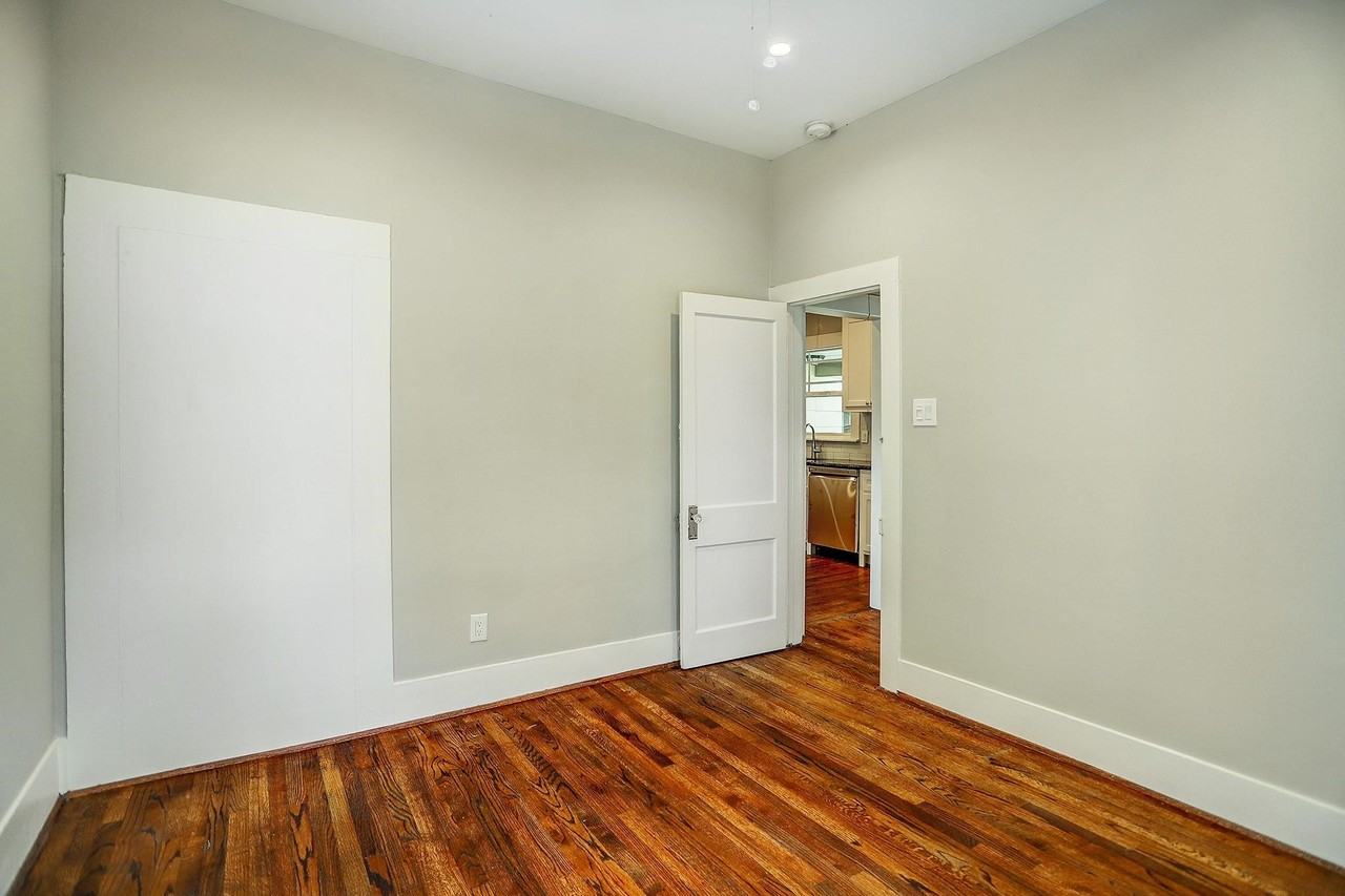 1021 Louise St #1021 - Photo 6 of 15