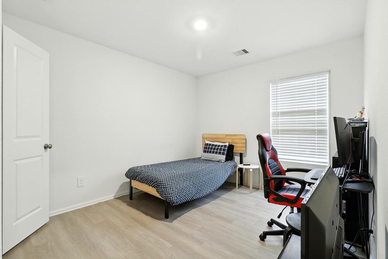 379 Jewett Meadow Dr #379 - Photo 2 of 23