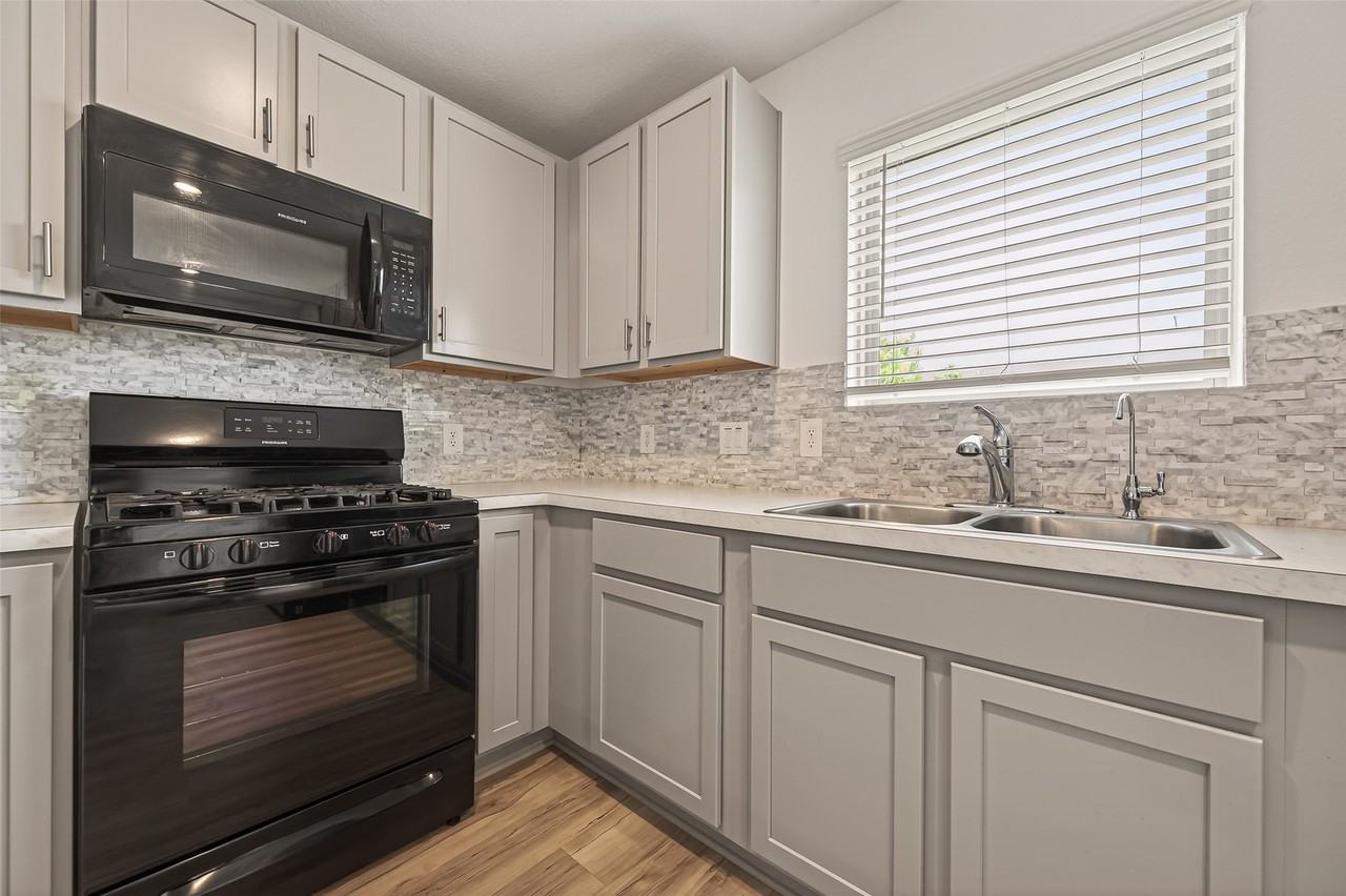 1307 Vincente Ct #1307 - Photo 2 of 44