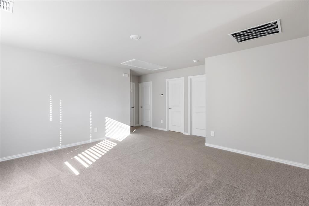 510 Clover Creek Dr #510 - Photo 7 of 25