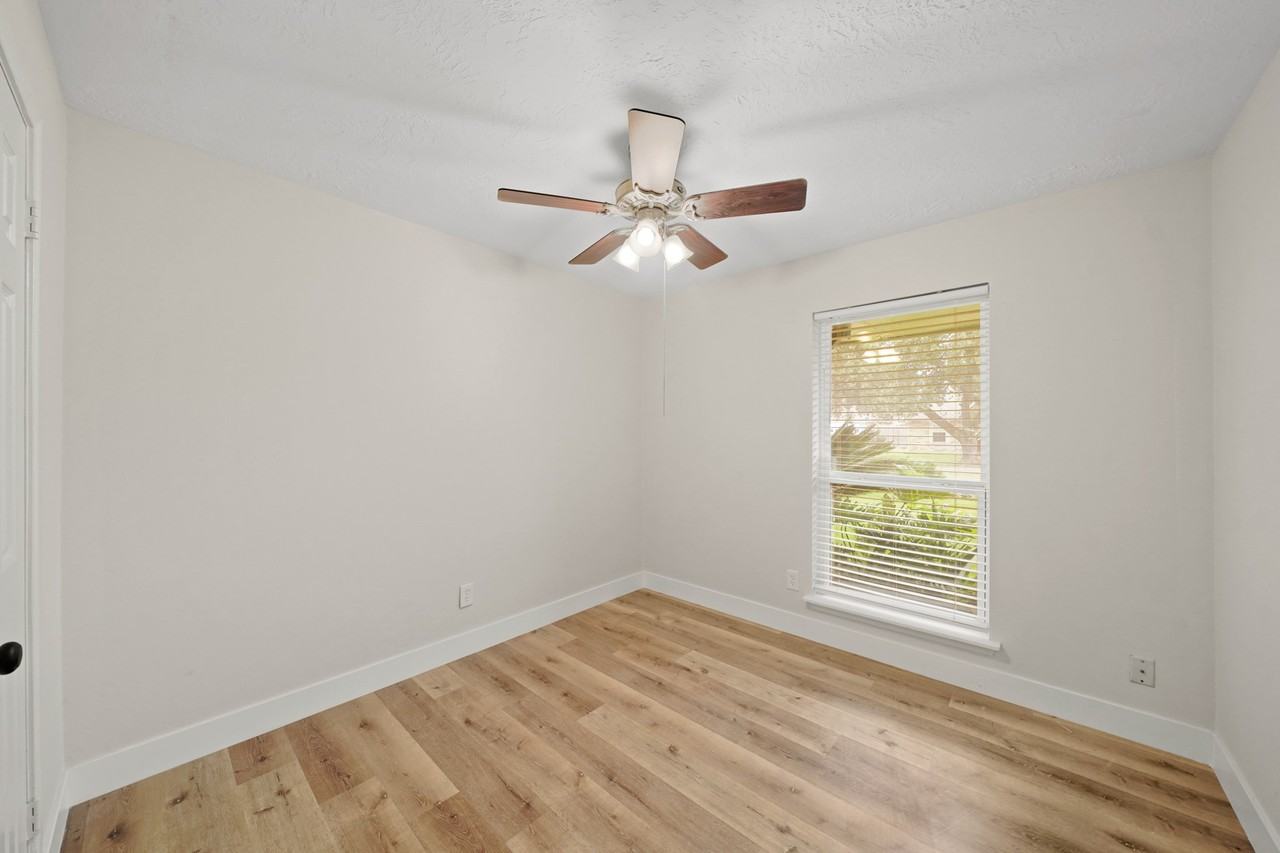 19211 Haystream Dr #19211 - Photo 6 of 31