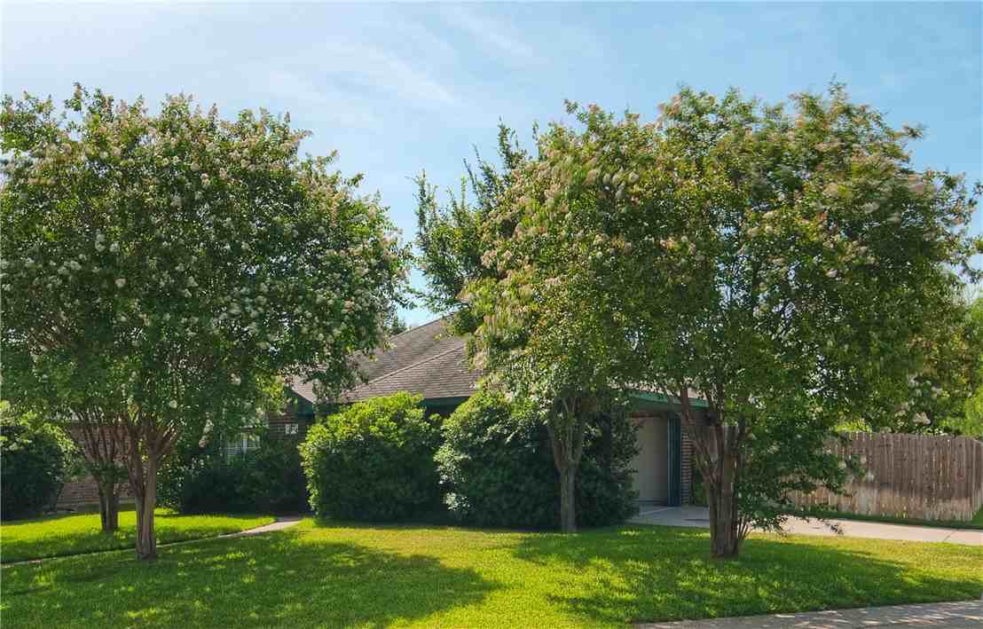 1400 Front Royal Dr #1400 - Photo 2 of 25