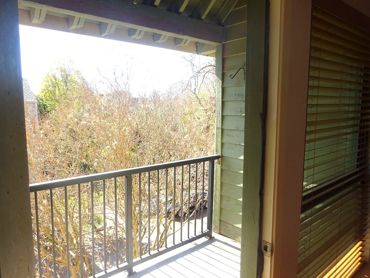 101 Stratford St #101-205 - Photo 2 of 11