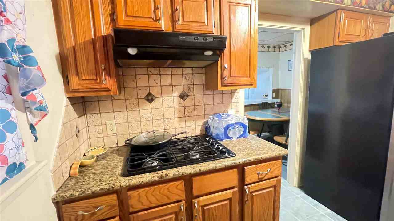 17 Manor Way #17 - Photo 4 of 23