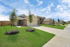 featured image of 5035 Caledonia Lake Ln #5035