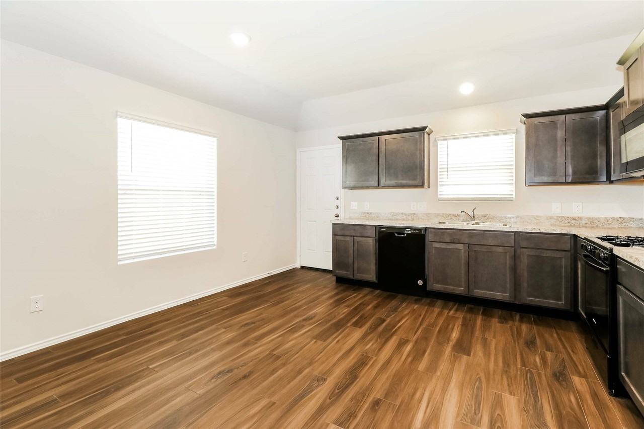 2364 Blue Opal Ln #2364 - Photo 6 of 22