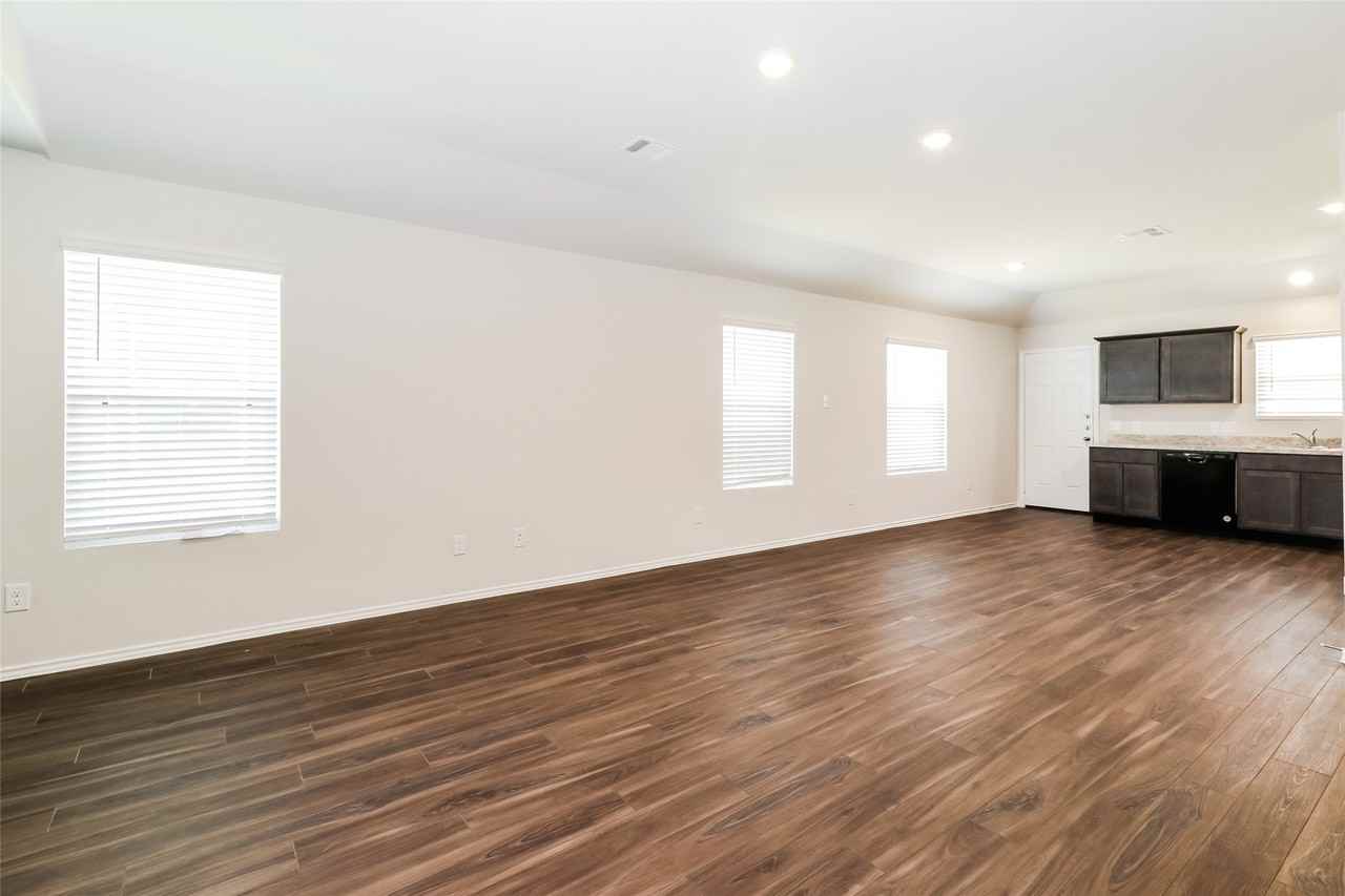 2364 Blue Opal Ln #2364 - Photo 7 of 22