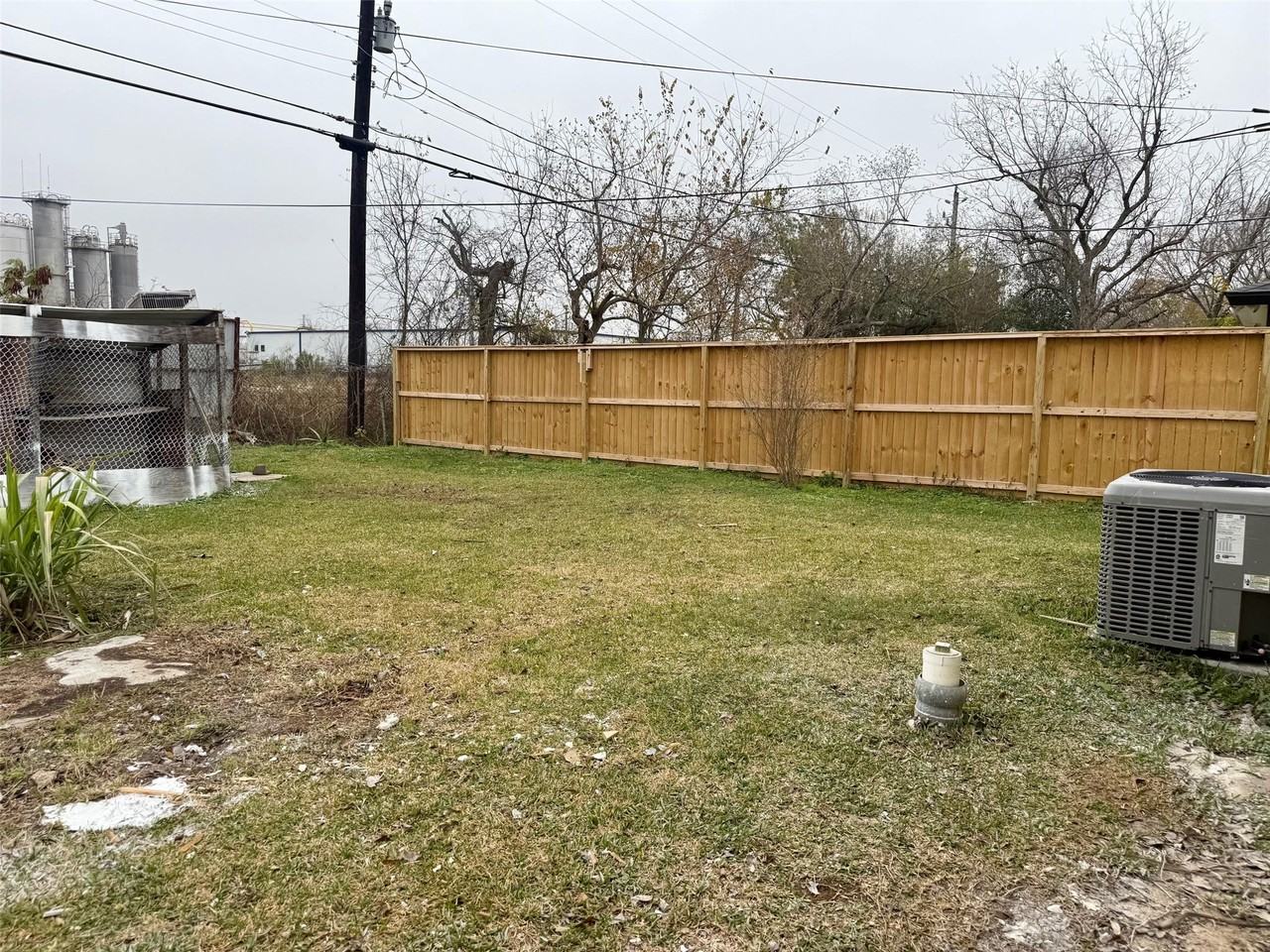 6743 Crestmont St #6743 - Photo 5 of 11