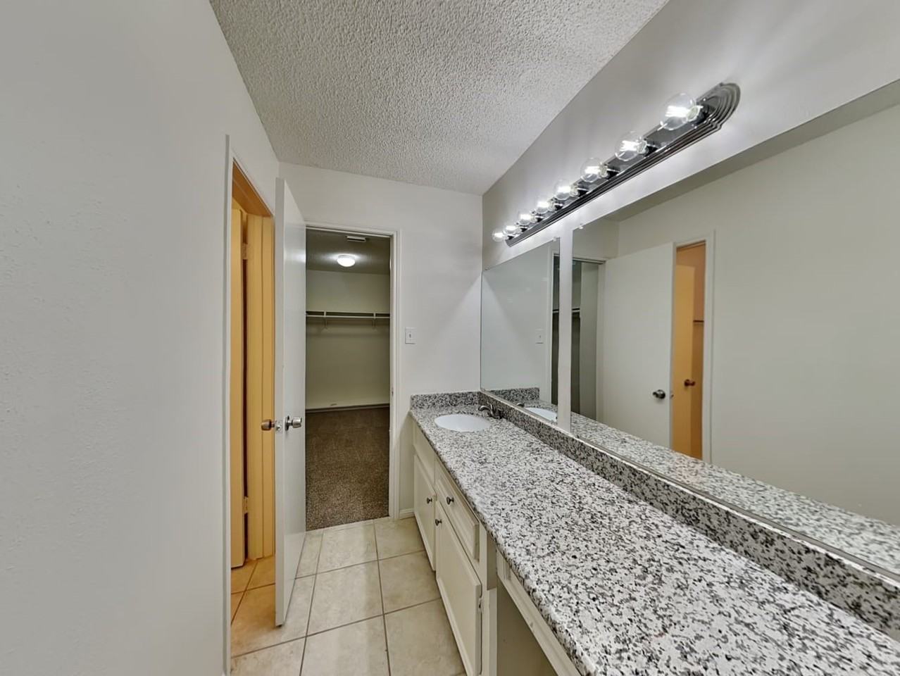 3822 Stillview Dr #3822 - Photo 7 of 14