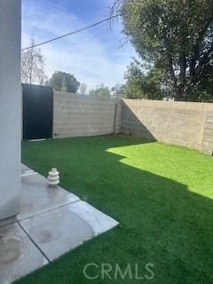 6506 White Oak Ave #6506 - Photo 3 of 31