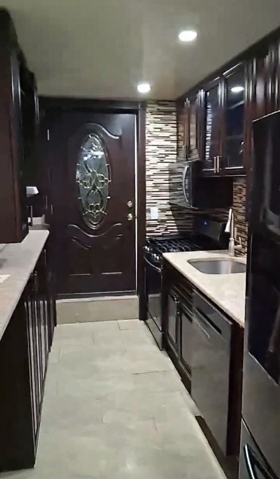 Putnam Ave - Photo 5 of 5