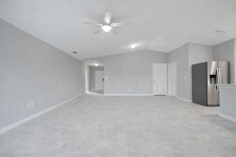 2925 Ne 4th Pl - Photo 6 of 25