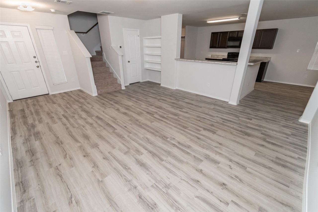 5331 Hawksbury Creek Trl #5331 - Photo 6 of 13