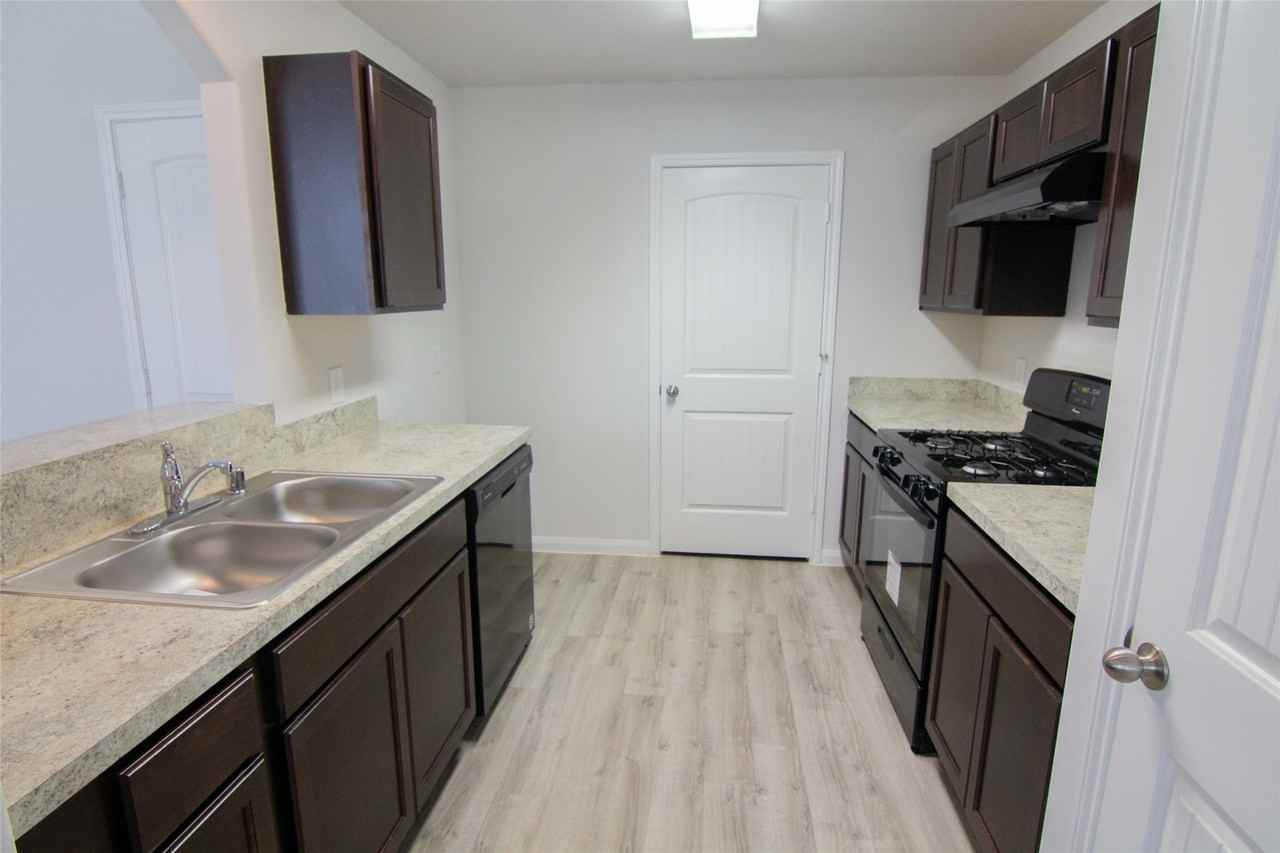 18630 Medway River Trl #18630 - Photo 4 of 15