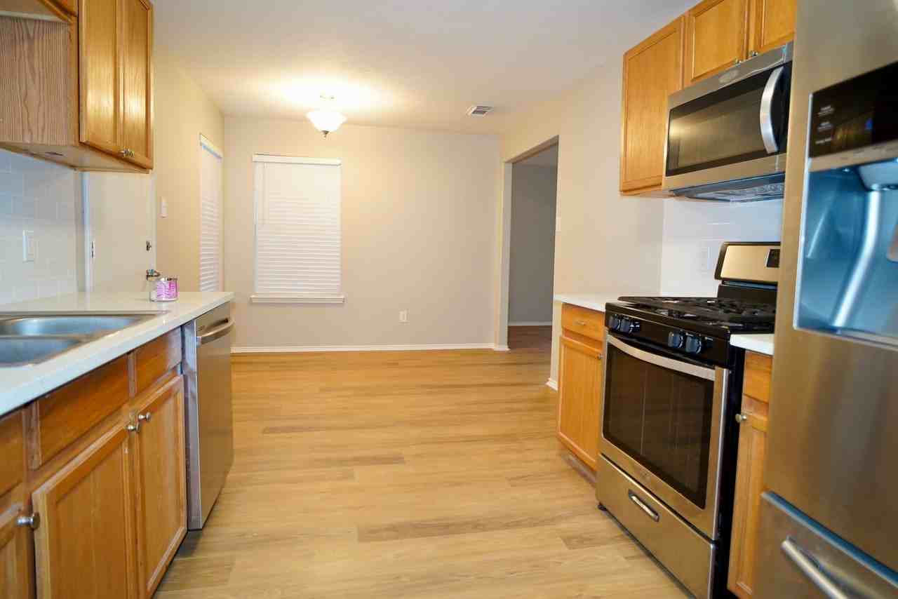 9010 Grackle Run Ln #9010 - Photo 5 of 13