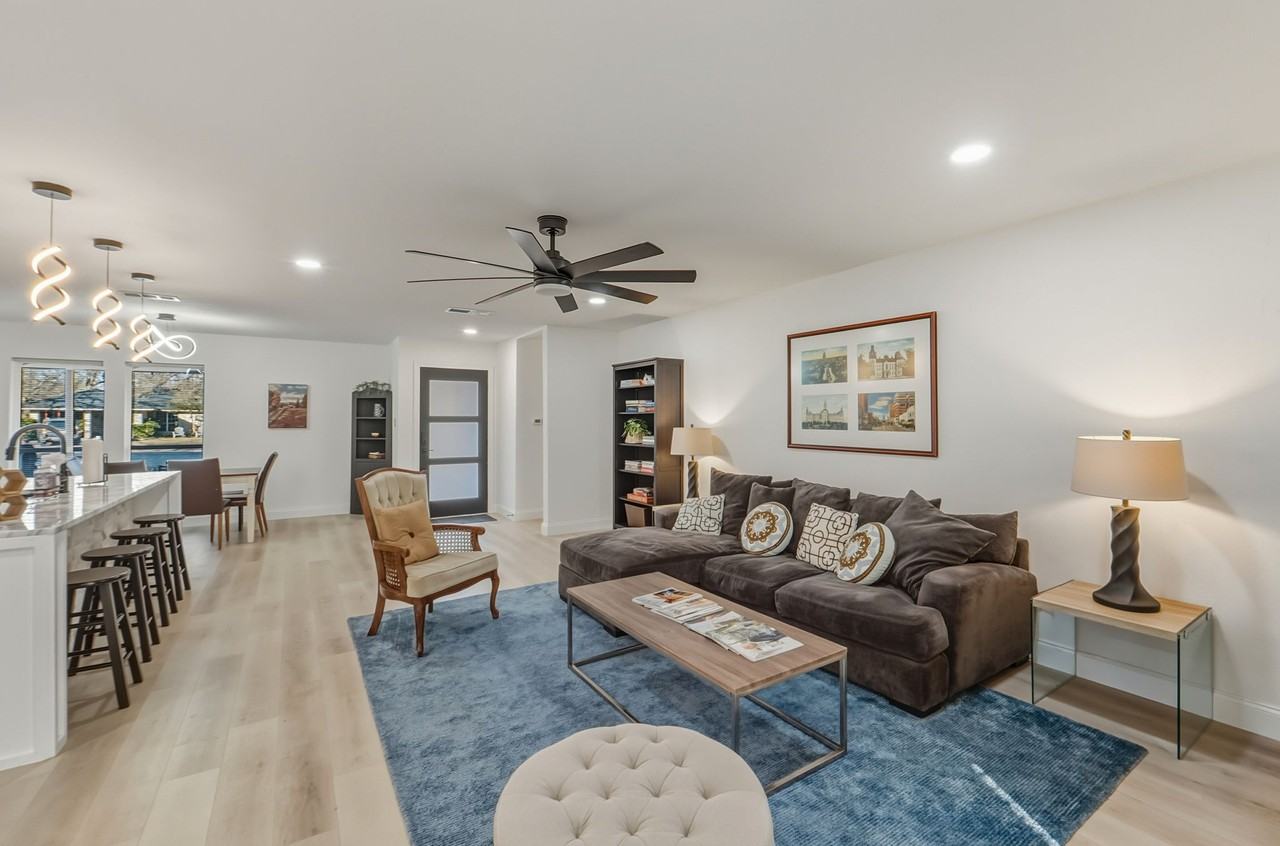 2107 Lewood Cir #2107 - Photo 4 of 30