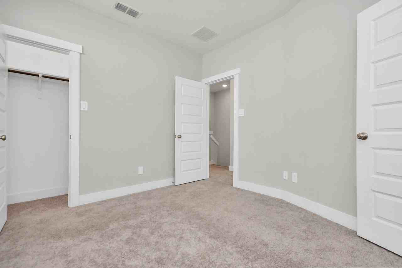 752 Strawberry Pines Ct #752 - Photo 4 of 50