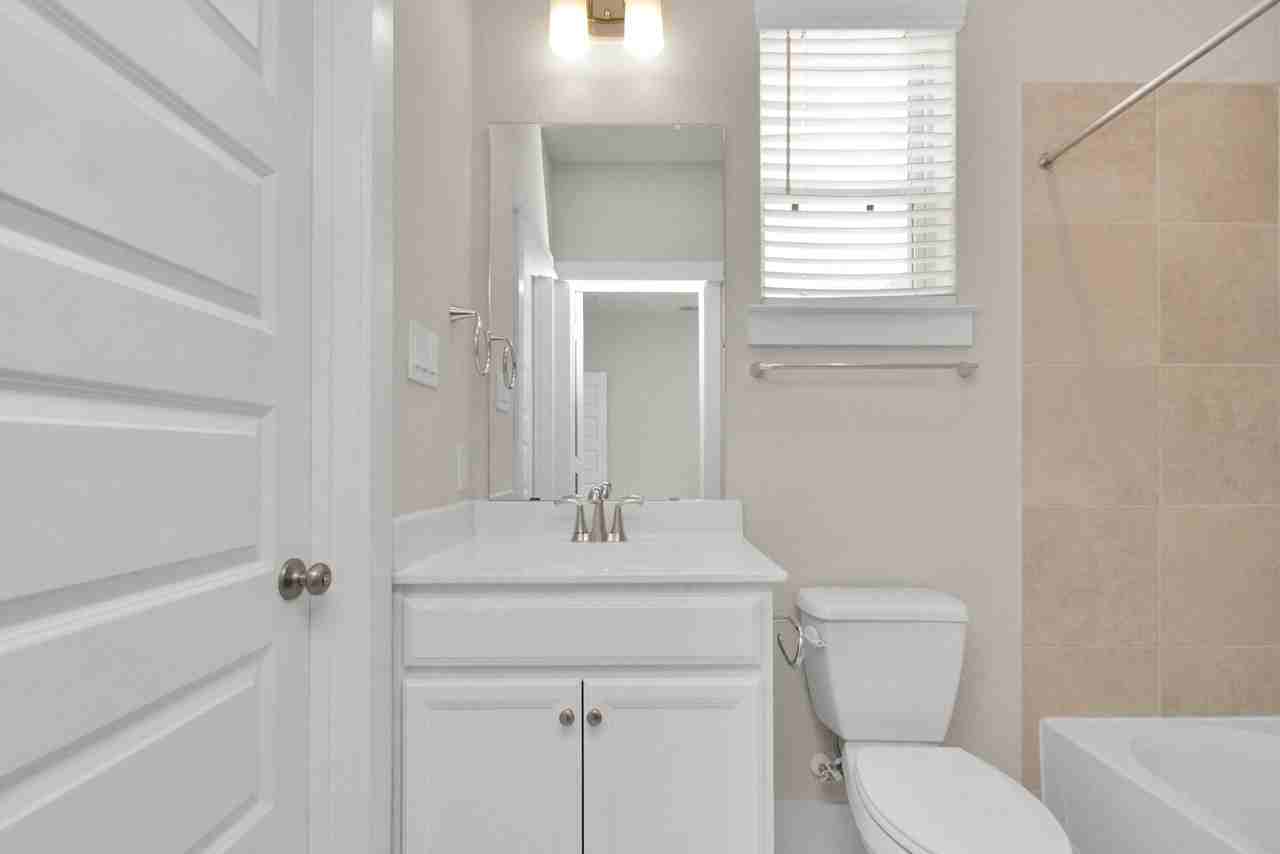 752 Strawberry Pines Ct #752 - Photo 5 of 50