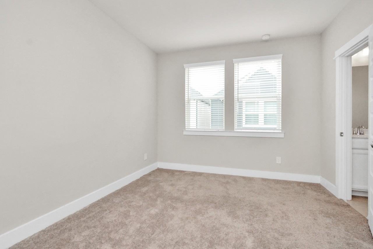 752 Strawberry Pines Ct #752 - Photo 7 of 50