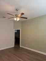 featured image of 1436 Lakeview Dr #1436