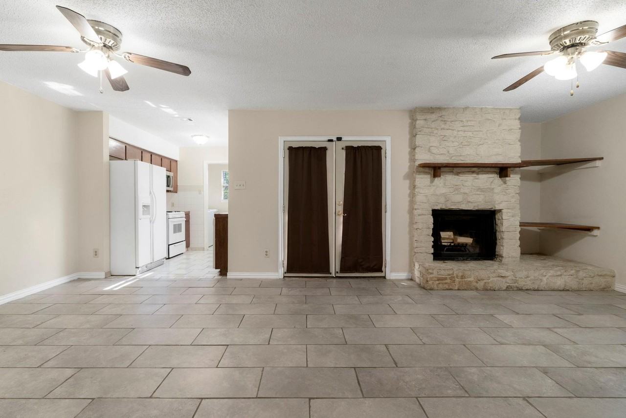 7703 Peaceful Hill Ln #7703A - Photo 4 of 11