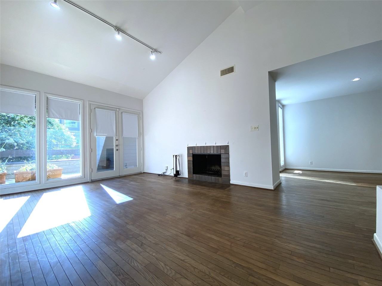 5003 Yoakum Blvd #5003 - Photo 4 of 30