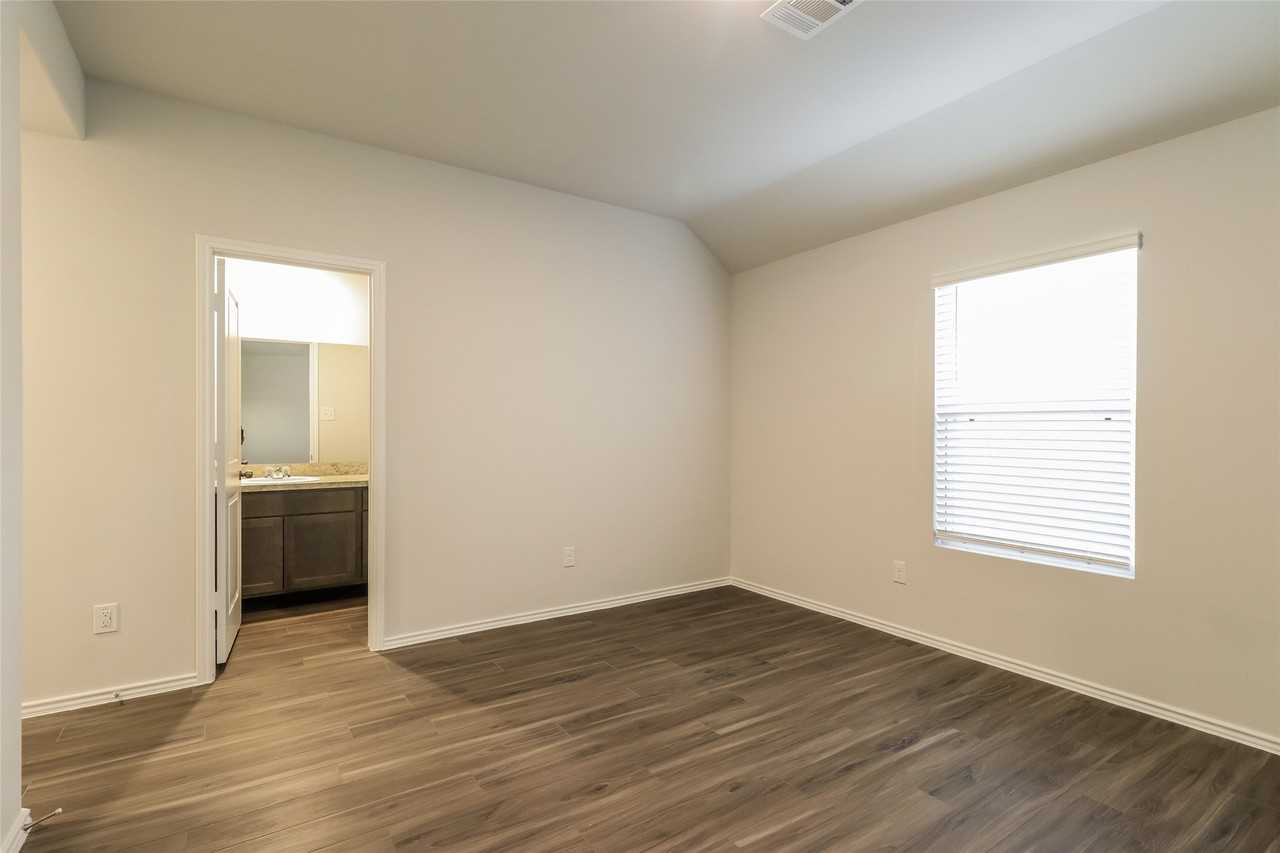 2173 Middle Ridge Dr #2173 - Photo 2 of 21