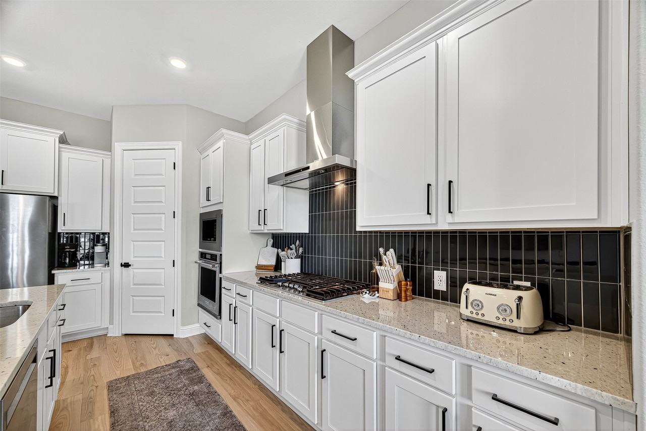 2135 Tioga View Dr #2135 - Photo 4 of 44