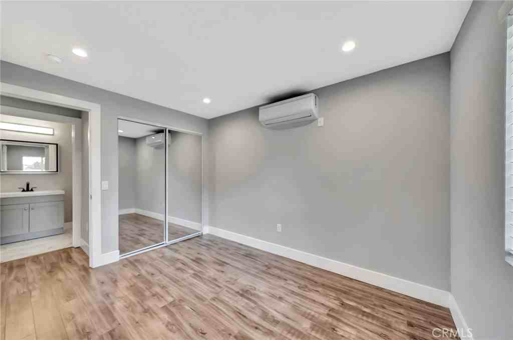 7958 Amestoy Ave #7958 - Photo 5 of 10