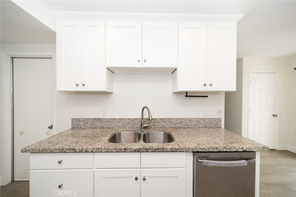 26283 Via Roble #26283 - Photo 3 of 21