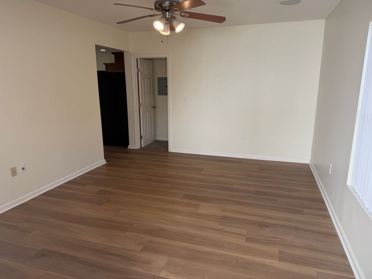 4041 Georgia St - Photo 3 of 30