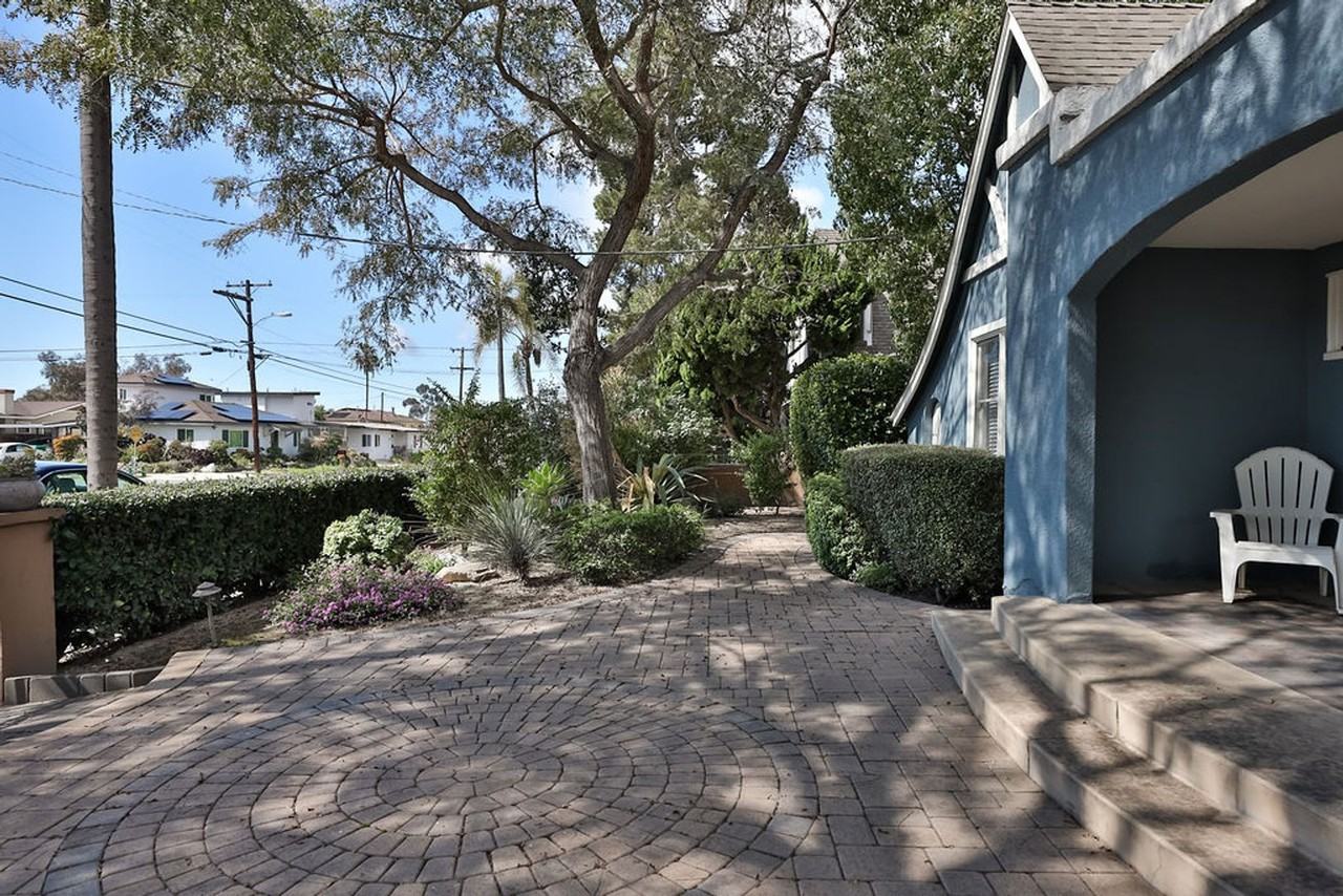 1020 Madison Ave - Photo 3 of 50